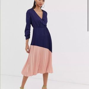 Liquorish pleated midi dress with color block skirt size 4